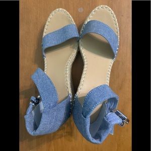 Nautica blue Jean wedges size 71/2